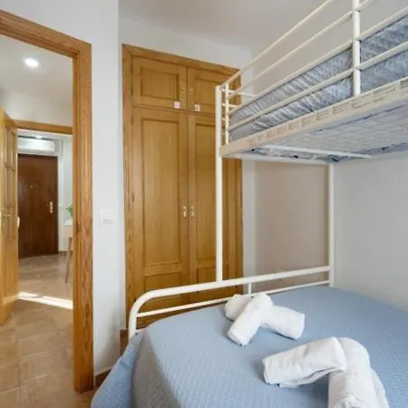 Isaac Peral By Staycare Apartment *